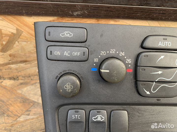 Блок управления климатом Volvo S80 1998-2006