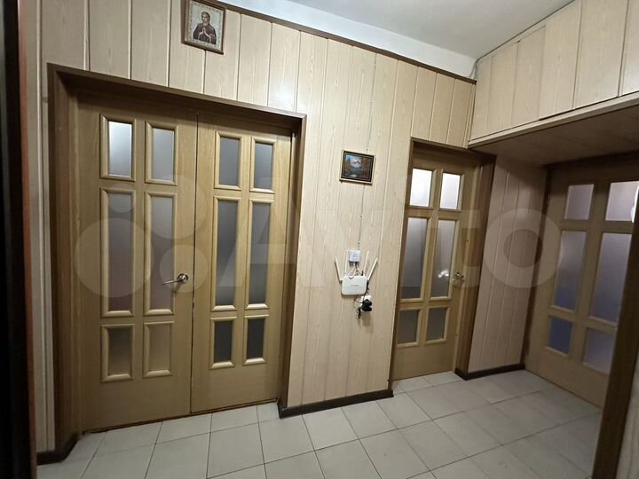 3-к. квартира, 65 м², 3/5 эт.