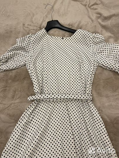 Платье в горошек