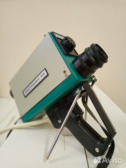 Видеокамера 