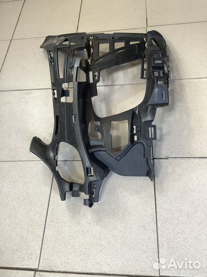 Кронштейн бампера Mercedes C class w205 AMG