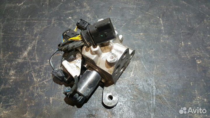 Блок клапанов стабилизатора Porsche Cayenne 957