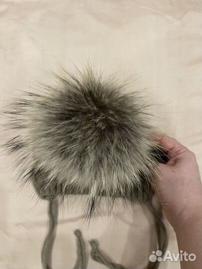 Детская шапка с натуральным помпоном