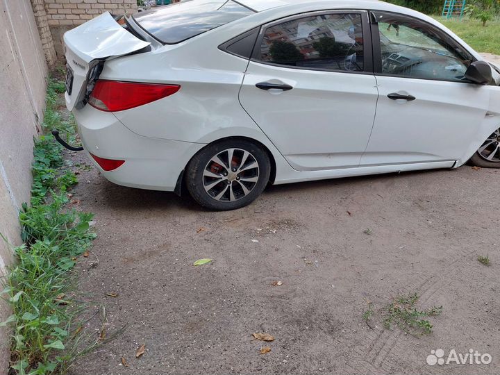 Автомобили на запчасти hyundai solaris