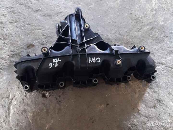 Коллектор впускной VW Passat B7 1.6 TDI