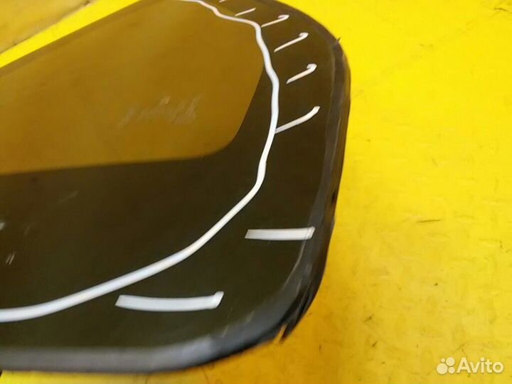 Стекло кузовное глухое левое RAV 4 (40)