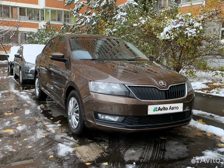 Skoda Rapid 1.6 AT, 2019, 119 000 км
