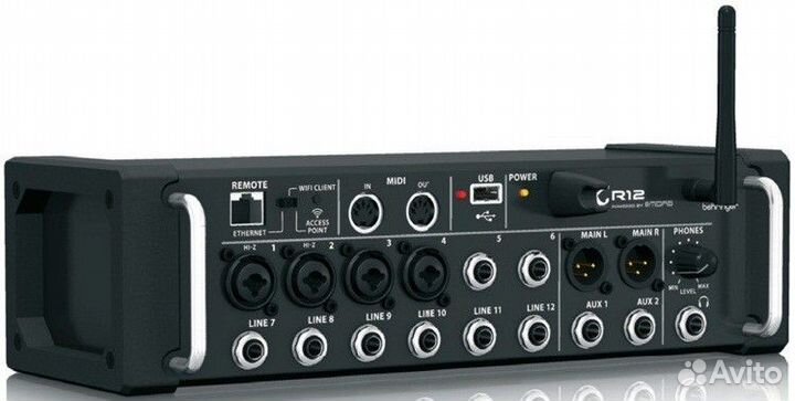 Цифровой микшер Behringer XR12