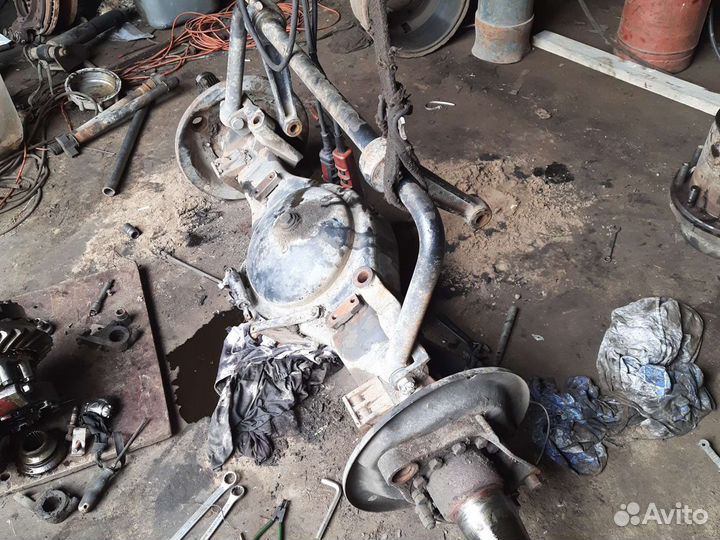 Чулок заднего моста урал