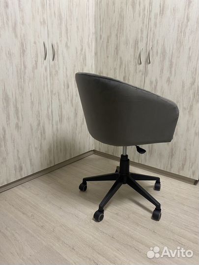 Мягкое компьютерное кресло