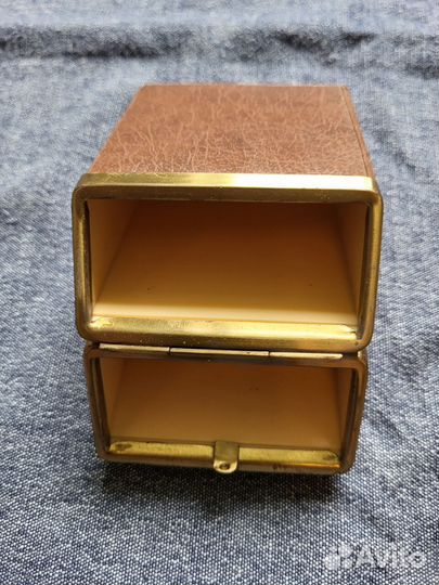 Футляр для карт-кожа с металлом