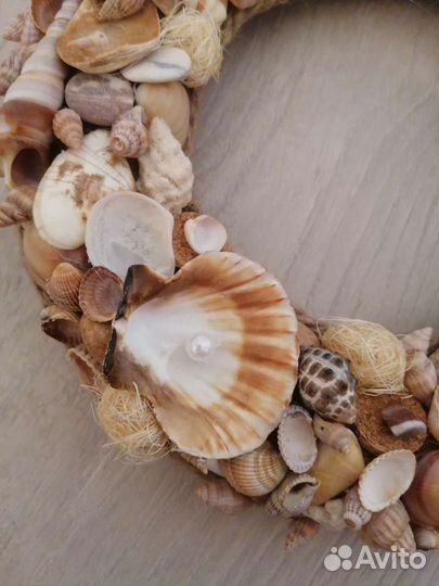 Венок интерьерный из ракушек 