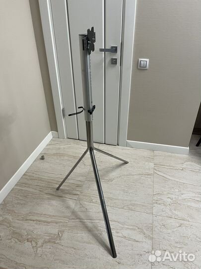 Подставка для телевизора