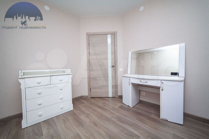 2-к. квартира, 52 м², 5/10 эт.