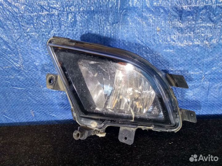 Фара противотуманная левая Jetta 6