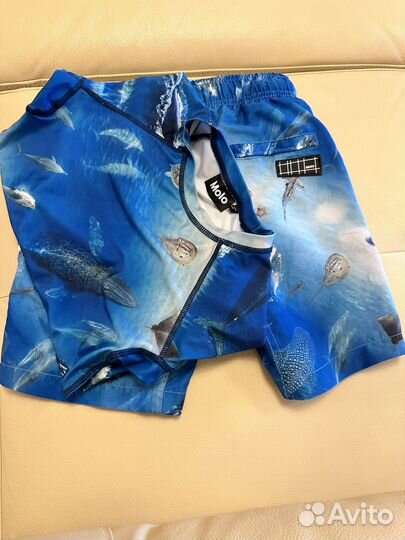 Molo 122-128 рашгард и шорты купальные