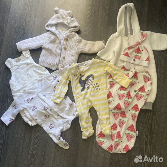 Детские вещи для новорожденных