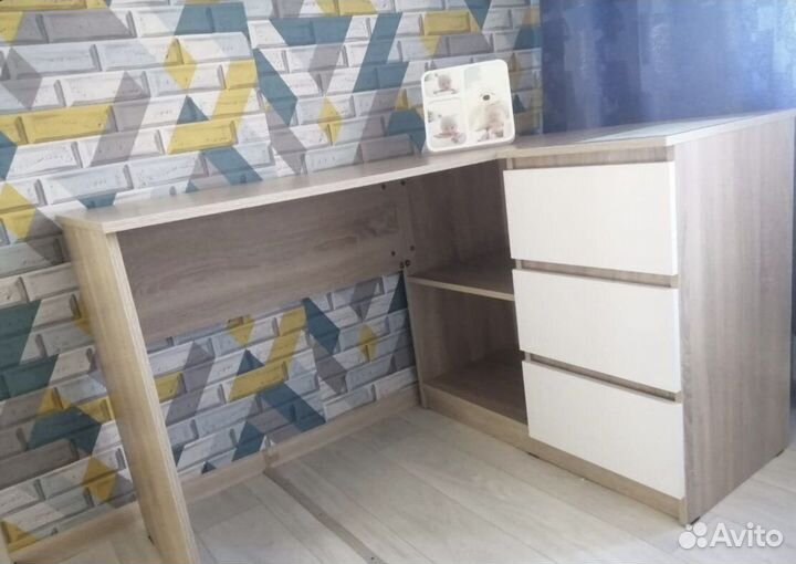 Угловой письменный стол Графит