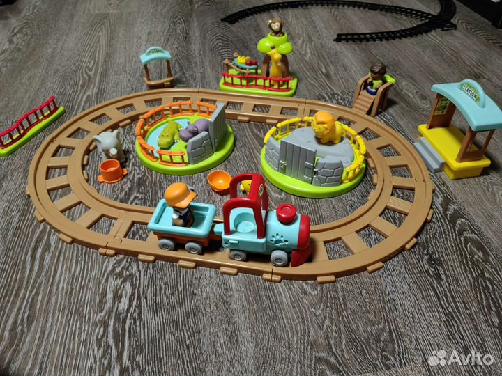 Игрушечный поезд (железная дорога)