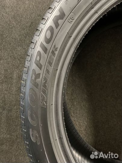 Pirelli Scorpion Winter 275/40 R21