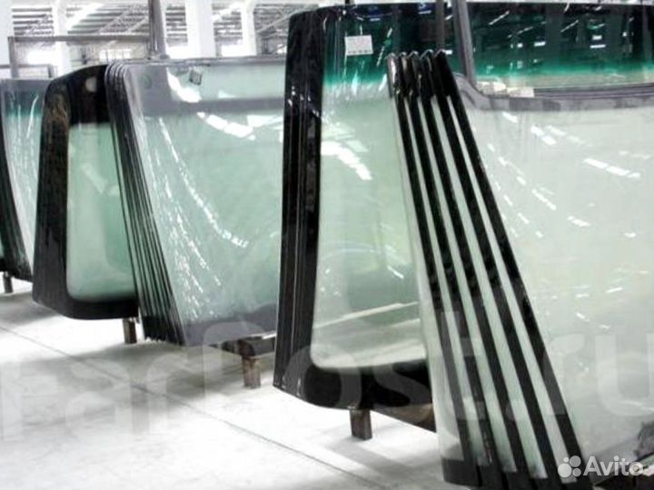 Стекло заднее Valtra/Valmet