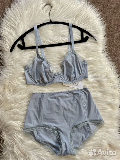 Комплект белья 70D 75C Xs epure lise charmel