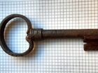 Огромный амбарный ключ, 18 век объявление продам