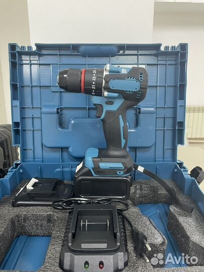 Дрель шуруповерт makita