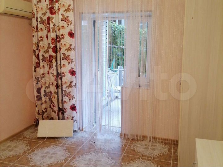 Комната 18 м² в 1-к., 1/1 эт.