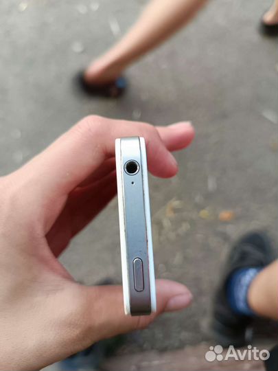 Телефон iPhone 4s