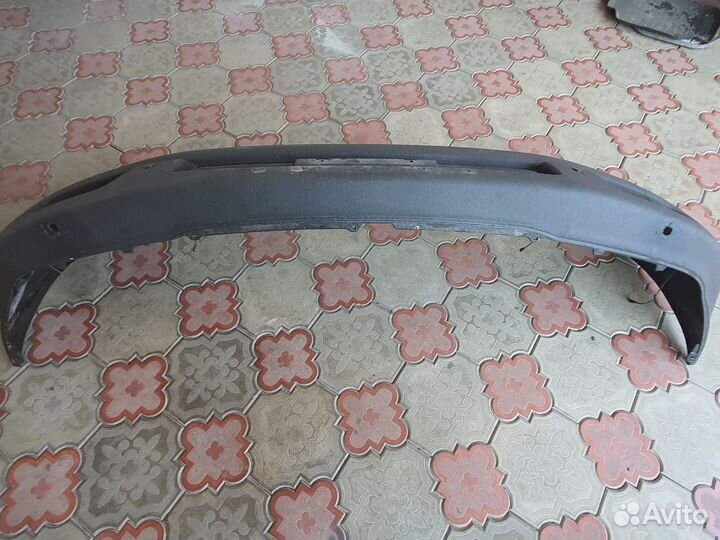 Продается бампер таете лэнд крузер 100 2007г