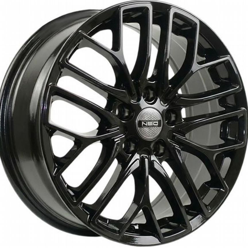 NEO 781 : 6,5x17 5*114,3 Et:50 Dia:64,1 BL