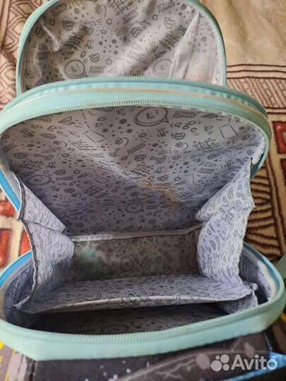 Школьный рюкзак