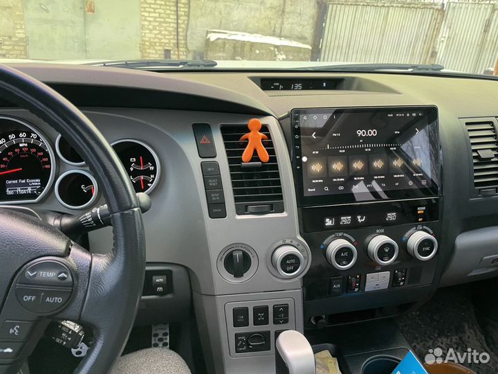 Магнитола Teyes Toyota Tundra / Sequoia Android