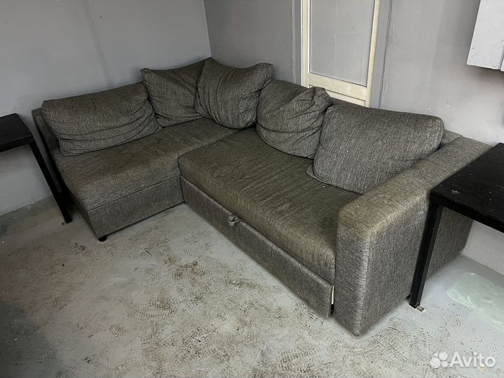 Угловой диван