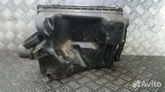 Корпус воздушного фильтра opel astra H (3GM12NQ01)