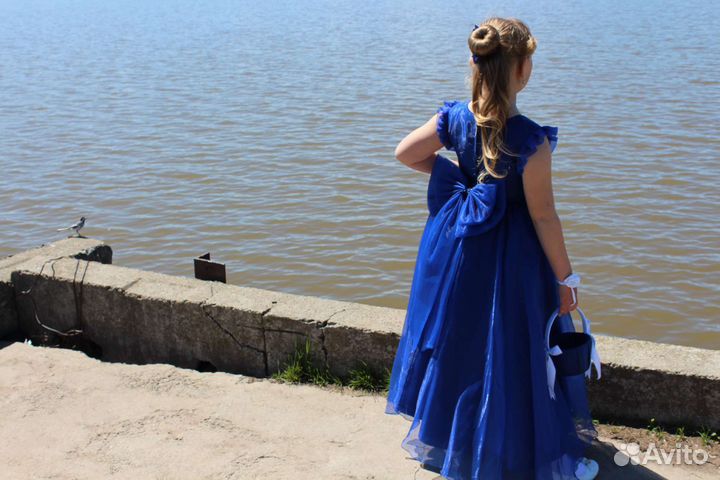 Нарядное, праздничное платье на утренник выпускной