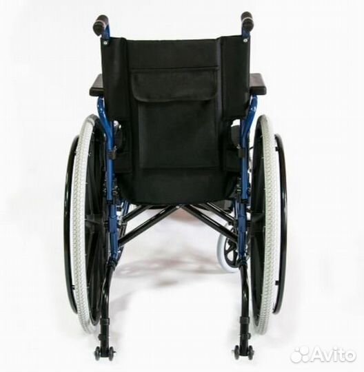 Кресло коляска со съемными колесами FS909B