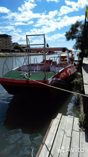 Катер кататамаран