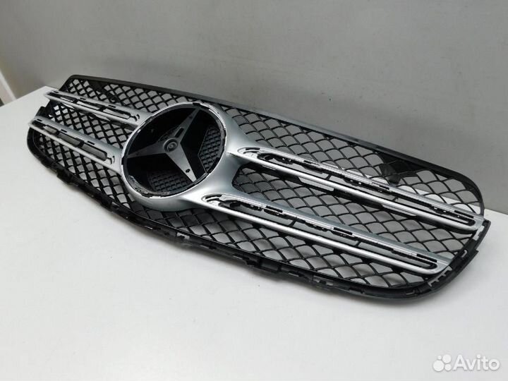 Решетка радиатора Mercedes-Benz GLC Coupe