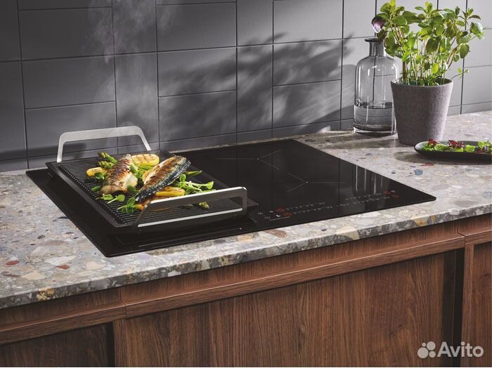 Индукционная варочная панель Electrolux ipel6453kc