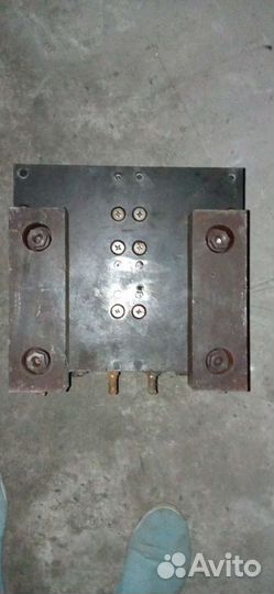 Пресс форма для пэт бутылки