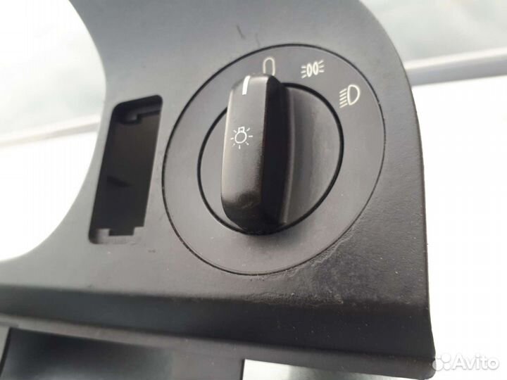 Бмв 5 Е39 выключатель фар