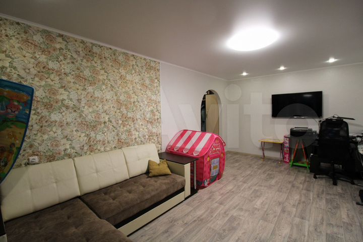 2-к. квартира, 58,4 м², 9/9 эт.