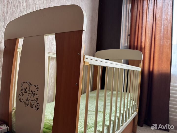 Кроватка для новорожденных