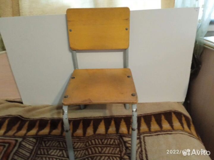 Детский стульчик