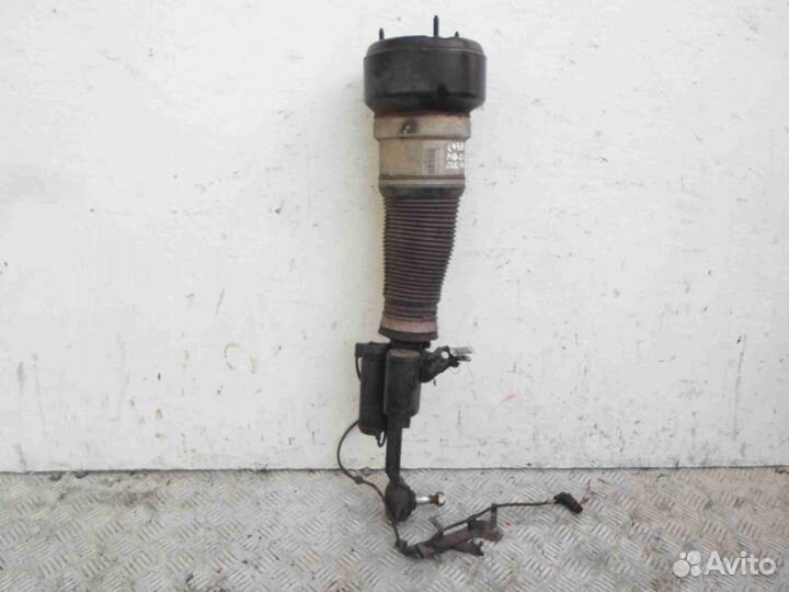 Амортизатор передний R Mercedes S-klasse W221