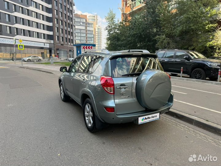 Toyota RAV4 2.4 AT, 2007, 189 300 км