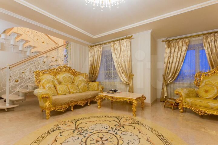 5-к. квартира, 207 м², 7/9 эт.