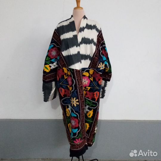 Узбекский халат из сюзане и иката. Кимоно. CHT008